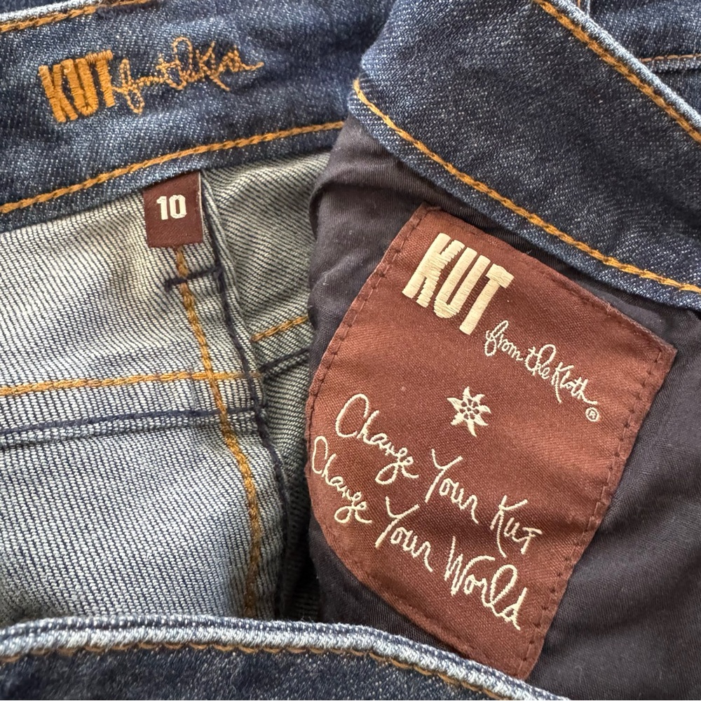 KUT from the Kloth Farrah Baby Bootcut Jeans - Size 10 EUC medium to dark wash - Picture 7 of 8